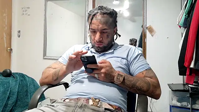 Snapshot of Azazelihornyasf chatting on March 2026 12:21:01 PM Azazelihornyasf online show from March 2026 12:21:01 PM