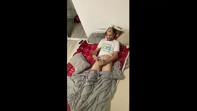 Zbochunec online show from December 2025 06:43:01 AM