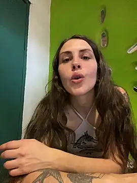 isadelasestrellas online show from July 2026 12:10:01 PM