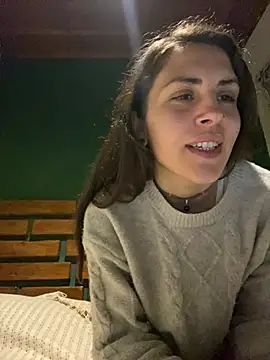 isadelasestrellas online show from August 2026 11:02:01 AM