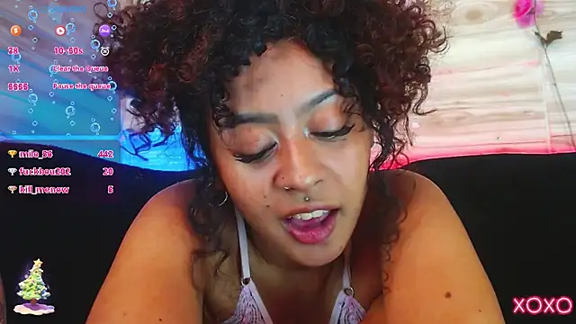 Snapshot of curly_anniz4_ chatting on December 2024 08:51:01 AM curly anniz4 online show from December 2024 08:51:01 AM