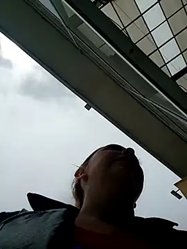 madelaine- online show from October 2025 04:08:02 PM