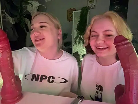 DaisyBooom online show from February 2026 08:27:02 PM