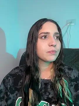 Snapshot of valentina_jonnes1 chatting on April 2026 04:50:02 AM valentina jonnes1 online show from April 2026 04:50:02 AM