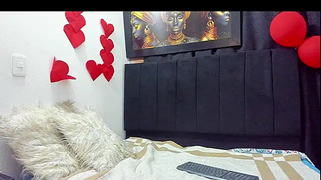 Evaaross 2345 online show from March 2025 12:17:02 AM