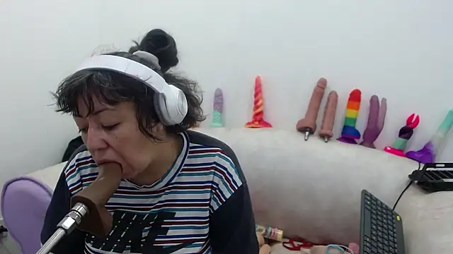 Drool Sucker online show from March 2026 12:18:01 PM