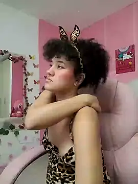 Snapshot of TwerkingAss chatting on December 2024 05:52:02 AM TwerkingAss online show from December 2024 05:52:02 AM