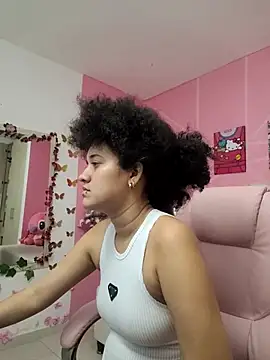 Snapshot of TwerkingAss chatting on December 2024 02:41:02 AM TwerkingAss online show from December 2024 02:41:02 AM