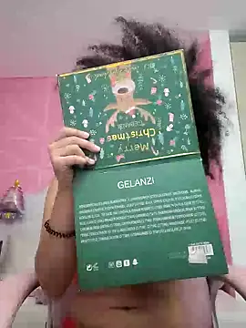 Snapshot of TwerkingAss chatting on December 2024 09:02:02 AM TwerkingAss online show from December 2024 09:02:02 AM