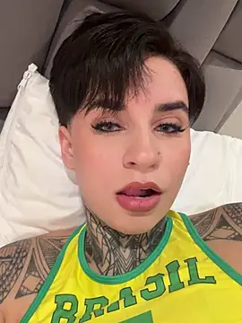 AliceShazaham  online show from June 2026 07:00:01 AM