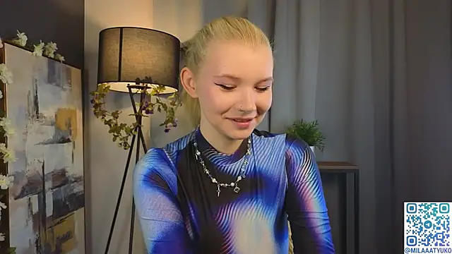 Snapshot of DaisyElmers chatting on January 2025 02:24:02 AM DaisyElmers online show from January 2025 02:24:02 AM