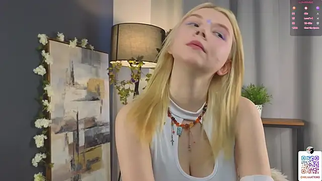 Snapshot of DaisyElmers chatting on January 2025 05:30:01 AM DaisyElmers online show from January 2025 05:30:01 AM