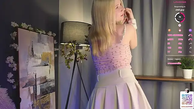 Snapshot of DaisyElmers chatting on February 2025 04:14:01 AM DaisyElmers online show from February 2025 04:14:01 AM