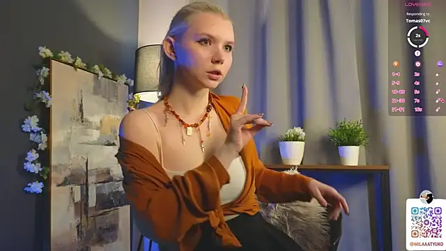 Snapshot of DaisyElmers chatting on February 2025 05:29:02 AM DaisyElmers online show from February 2025 05:29:02 AM