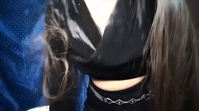 Snapshot of Sheela_oshovadi chatting on December 2024 03:00:02 PM Sheela oshovadi online show from December 2024 03:00:02 PM