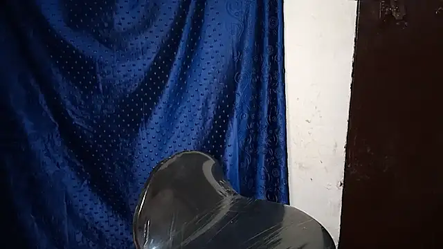 Snapshot of Sheela_oshovadi chatting on December 2024 10:24:02 AM Sheela oshovadi online show from December 2024 10:24:02 AM