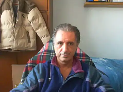 lliuk70mi online show from December 2025 02:00:02 PM