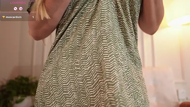 Tiffany Sims1 online show from February 2026 03:07:01 PM