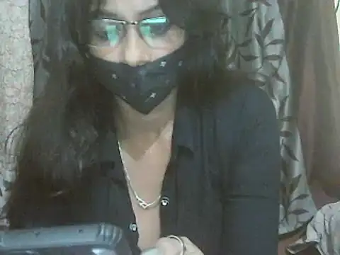 Snapshot of JENIFER_PUNE chatting on February 2025 06:44:01 PM JENIFER PUNE online show from February 2025 06:44:01 PM