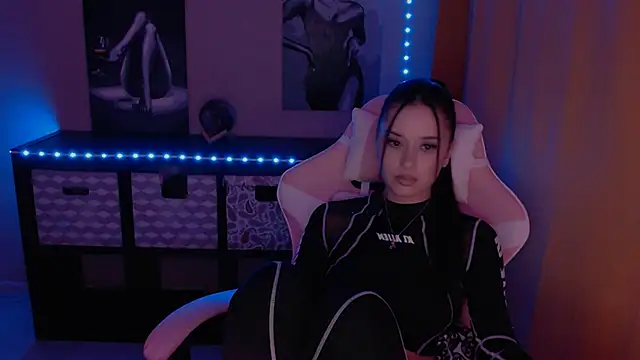 AlisaLink online show from February 2025 06:12:01 PM