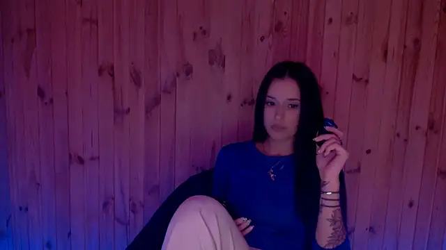 AlisaLink online show from October 2025 04:15:02 PM