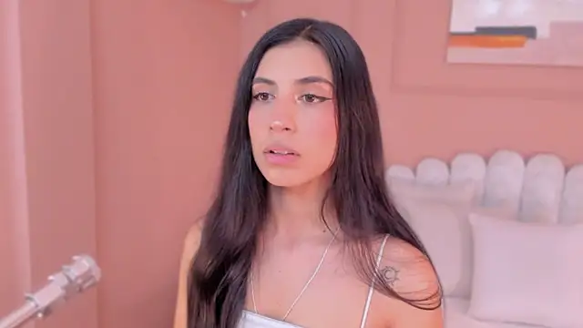 zia cooper online show from March 2026 06:47:01 PM