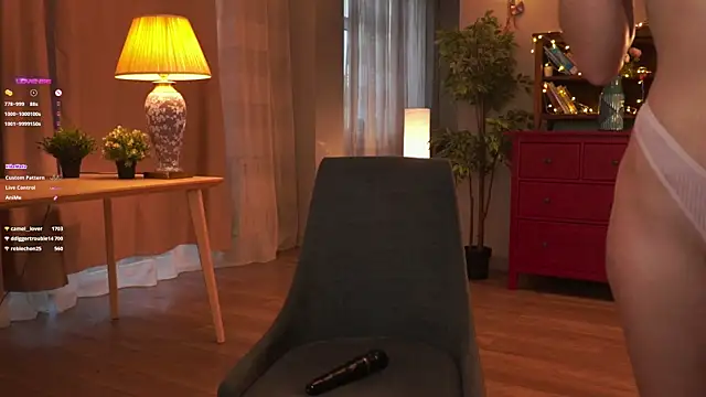 Snapshot of AudreyBarren chatting on February 2025 02:35:02 PM AudreyBarren online show from February 2025 02:35:02 PM