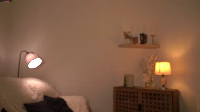 Snapshot of AudreyBarren chatting on November 2025 04:16:01 AM AudreyBarren online show from November 2025 04:16:01 AM