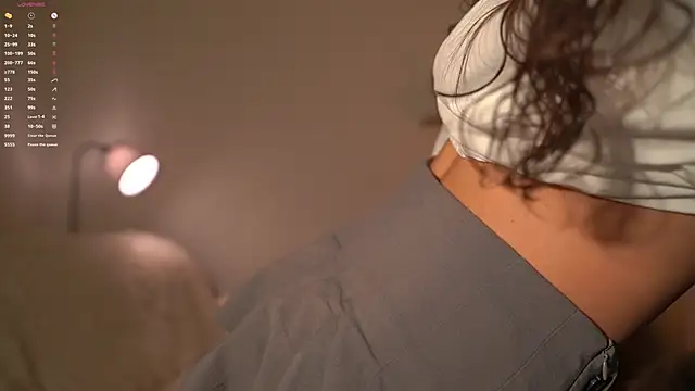 Snapshot of AudreyBarren chatting on December 2025 04:21:01 AM AudreyBarren online show from December 2025 04:21:01 AM