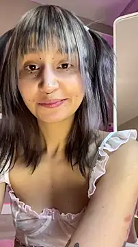 Snapshot of bigbabykiki chatting on May 2026 06:25:01 PM bigbabykiki online show from May 2026 06:25:01 PM