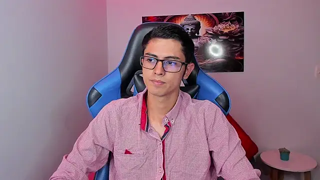 Snapshot of Ethan_Sai___ chatting on February 2025 10:31:01 PM Ethan Sai    online show from February 2025 10:31:01 PM