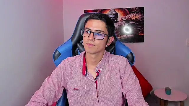 Snapshot of Ethan_Sai___ chatting on February 2025 01:38:01 AM Ethan Sai    online show from February 2025 01:38:01 AM