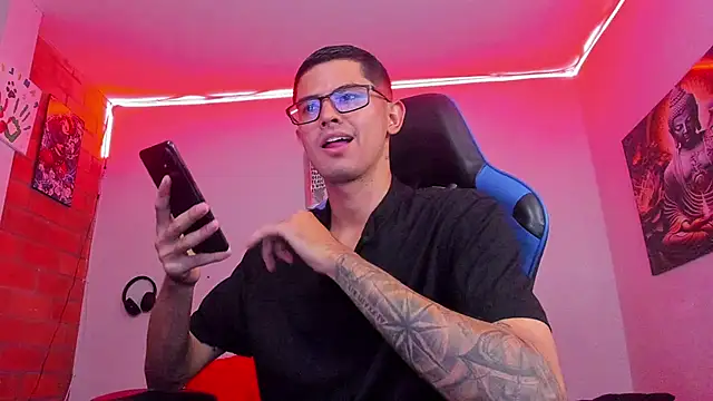 Snapshot of Ethan_Sai___ chatting on October 2025 02:23:02 AM Ethan Sai    online show from October 2025 02:23:02 AM