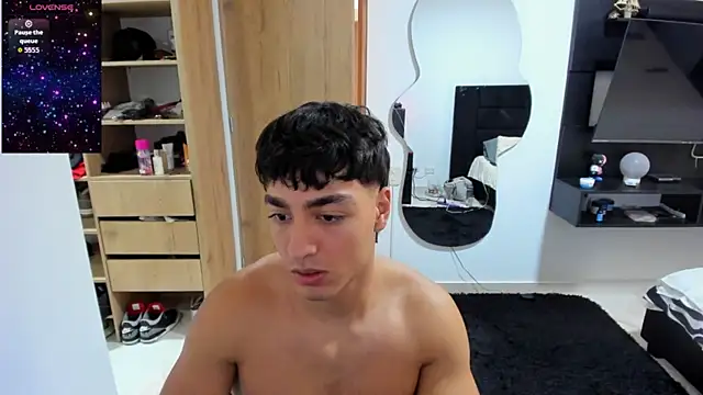 Snapshot of Cristhian_Evans chatting on September 2025 12:43:02 PM Cristhian Evans online show from September 2025 12:43:02 PM