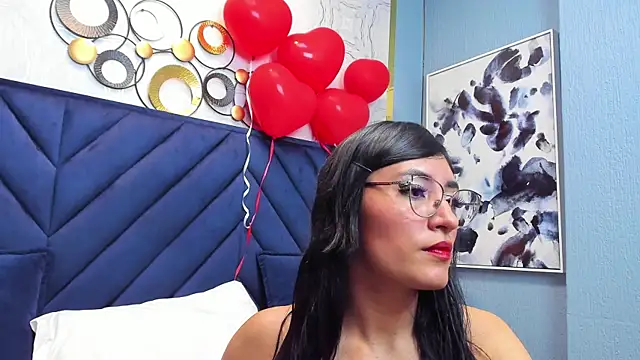 SophieBaker   online show from February 2025 02:07:02 AM