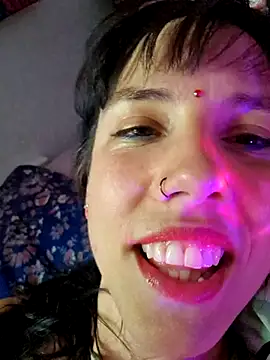 Snapshot of Lyrass chatting on April 2026 06:09:01 PM Lyrass online show from April 2026 06:09:01 PM