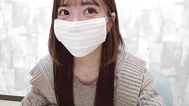 LOVE MOMO LOVE online show from October 2025 11:18:02 AM