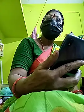 Snapshot of Tamil_yamuna_hindi chatting on January 2025 03:33:01 AM Tamil yamuna hindi online show from January 2025 03:33:01 AM