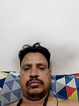 Snapshot of Raj1043 chatting on February 2025 06:42:02 PM Raj1043 online show from February 2025 06:42:02 PM