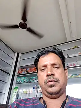 Snapshot of Raj1043 chatting on November 2025 05:09:01 AM Raj1043 online show from November 2025 05:09:01 AM