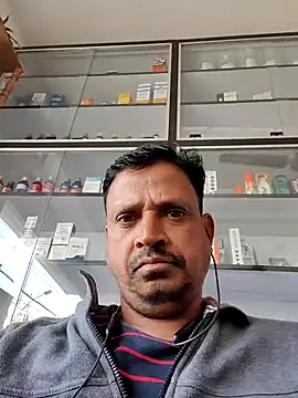 Snapshot of Raj1043 chatting on November 2025 05:29:02 AM Raj1043 online show from November 2025 05:29:02 AM