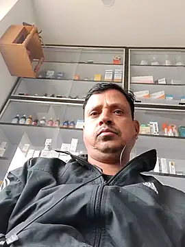 Snapshot of Raj1043 chatting on December 2025 05:12:02 AM Raj1043 online show from December 2025 05:12:02 AM