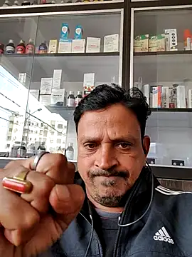 Snapshot of Raj1043 chatting on December 2025 05:57:02 AM Raj1043 online show from December 2025 05:57:02 AM