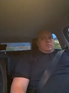 BigromeoXX online show from November 2025 04:07:01 PM