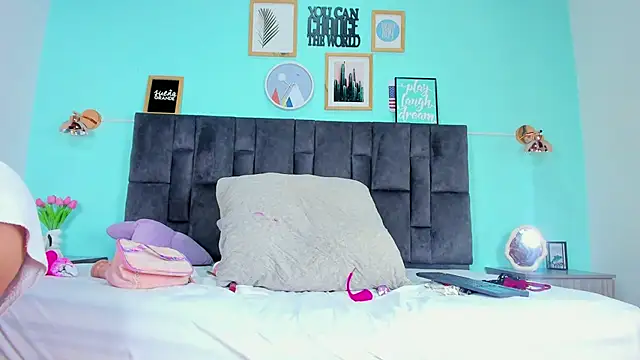 Snapshot of DulceAurora__ chatting on February 2025 05:14:02 AM DulceAurora online show from February 2025 05:14:02 AM