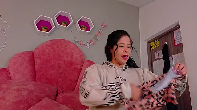 Snapshot of DulceAurora__ chatting on September 2025 12:10:02 AM DulceAurora online show from September 2025 12:10:02 AM