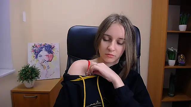  Nicole new online show from December 2024 12:49:01 PM