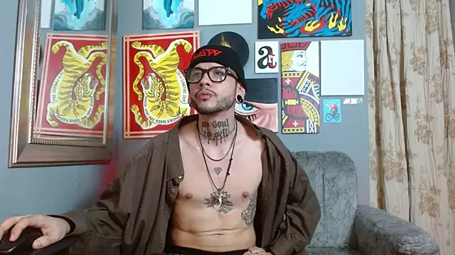 Snapshot of MurdockH chatting on September 2025 05:45:02 AM MurdockH online show from September 2025 05:45:02 AM