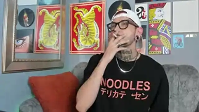 Snapshot of MurdockH chatting on October 2025 04:57:02 AM MurdockH online show from October 2025 04:57:02 AM