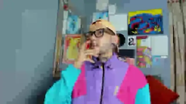 Snapshot of MurdockH chatting on October 2025 04:48:01 AM MurdockH online show from October 2025 04:48:01 AM